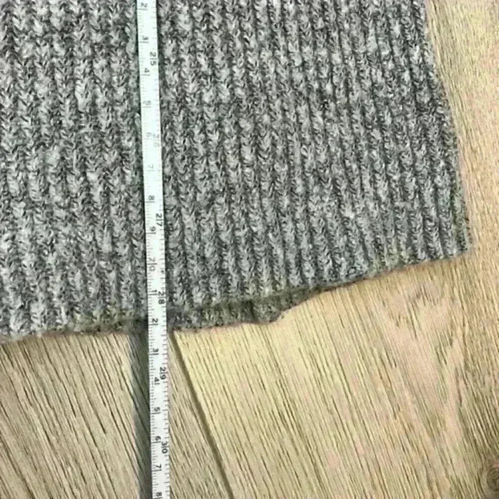 89th & Madison Grey Cardigan Size S - Picture 8 of 8